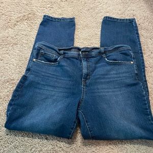 Women's Slim-Leg Jeans